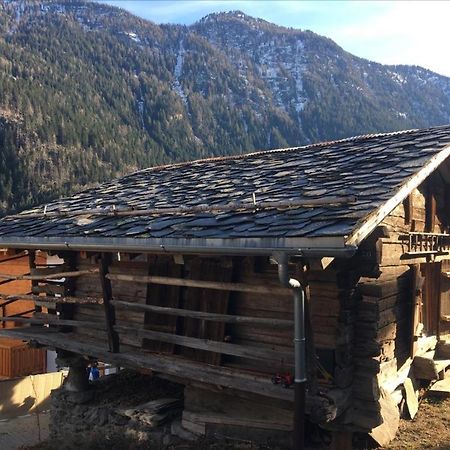 La Cabane De L'Homme Tranquille Le Tretien Exteriér fotografie